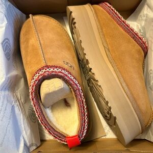 Ugh Tazz Slipper - Brand New W/ Box